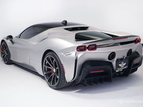Used 2021 Ferrari SF90 Stradale AWD/4WD image 7