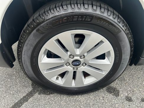 Used 2018 Subaru Outback 2.5i AWD/4WD image 23