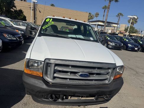 Used 2001 Ford F350 XL RWD image 3