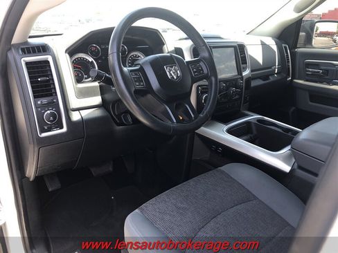 Used 2017 RAM 1500 Big Horn RWD image 12