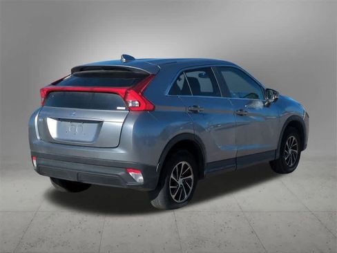 Used 2020 Mitsubishi Eclipse Cross ES image 6