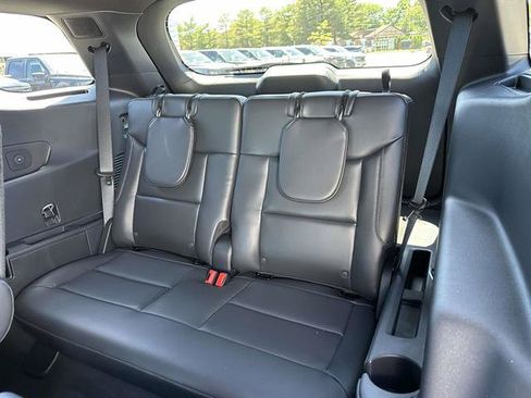 Used 2026 Ford Explorer Tremor AWD/4WD image 33