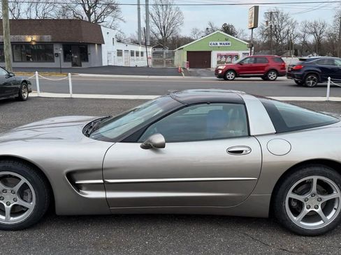 Used 2000 Chevrolet Corvette Coupe w/ Memory Pkg image 3