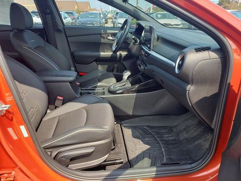 Certified 2023 Kia Forte GT-Line w/ GT-Line Technology Package FWD image 18