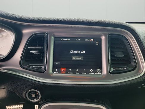 Used 2021 Dodge Challenger R/T Scat Pack w/ Dynamics Package image 19