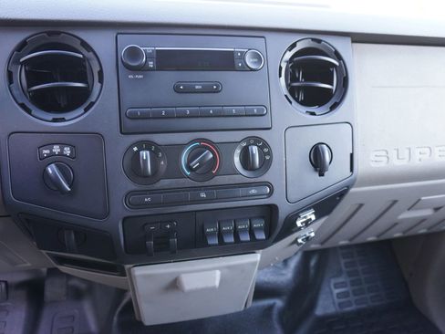 Used 2010 Ford F350 XL image 17