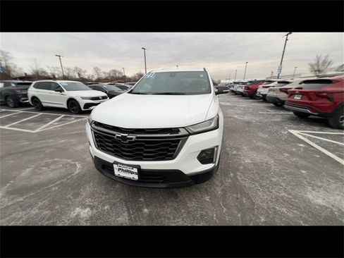 Certified 2023 Chevrolet Traverse Premier w/ Redline Edition image 3