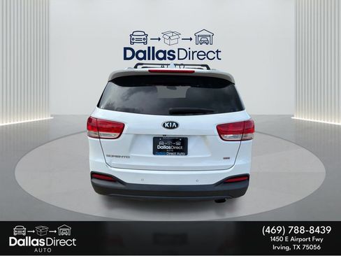 Used 2016 Kia Sorento FWD w/ LX Convenience Package image 7