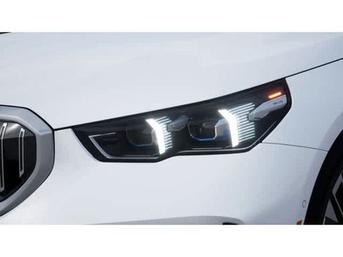 New 2027 BMW 530i w/ Premium Package RWD image 6