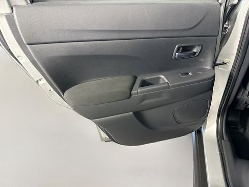 Used 2021 Mitsubishi Outlander Sport ES FWD image 25
