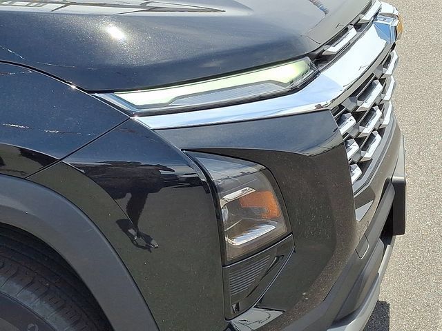 Used 2025 Chevrolet Equinox LT AWD/4WD image 27
