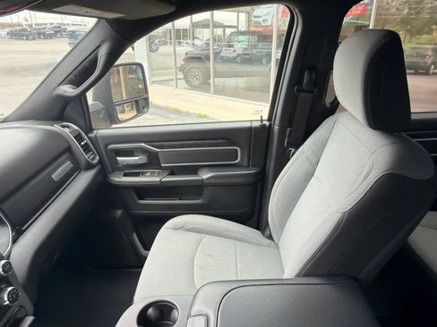 Used 2024 RAM 2500 Big Horn image 28