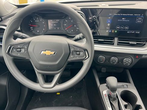 New 2026 Chevrolet Trax LS w/ LS Convenience Package image 11