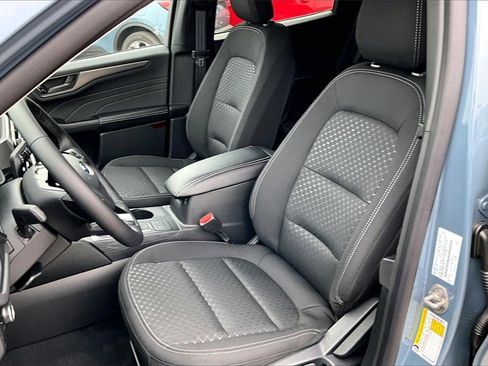 New 2026 Ford Escape Active w/ Cold Weather Package image 9
