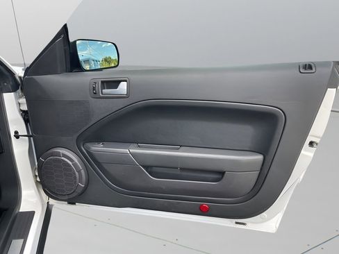 Used 2009 Ford Mustang Shelby GT500 image 31