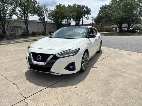 Used 2021 Nissan Maxima Platinum w/ Sport Mat Group FWD image 14