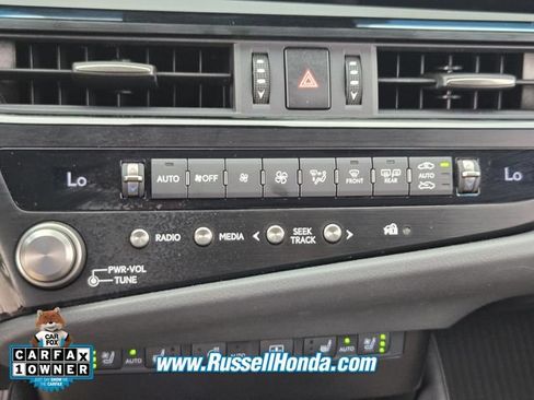 Used 2025 Lexus ES 300h Ultra Luxury FWD image 18