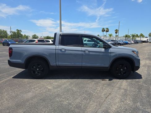 Certified 2023 Honda Ridgeline Black Edition image 3