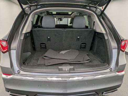 Used 2023 Acura MDX SH-AWD w/ Technology Package image 23