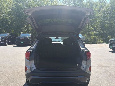 New 2027 GMC Terrain Elevation w/ Elevation Premium Package AWD/4WD image 17