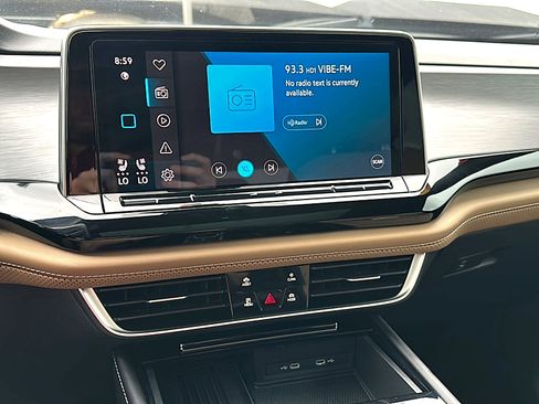 Used 2026 Volkswagen Atlas Cross Sport SE FWD image 32
