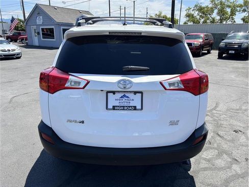 Used 2013 Toyota RAV4 XLE image 4