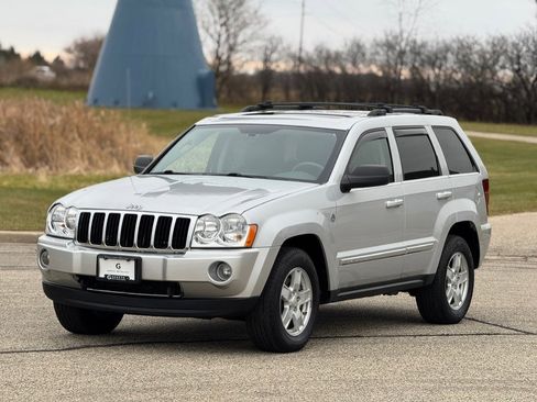 Used 2005 Jeep Grand Cherokee Limited image 4
