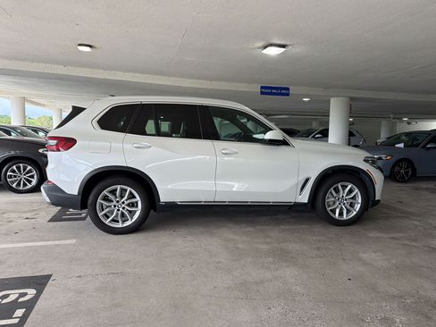 Used 2023 BMW X5 sDrive40i RWD image 7