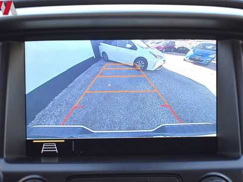 Used 2020 Chevrolet Colorado LT w/ Safety Package image 19