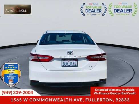 Used 2019 Toyota Camry LE FWD image 5