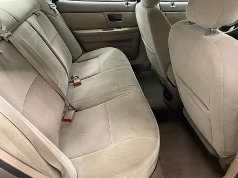 Used 2005 Mercury Sable GS image 24