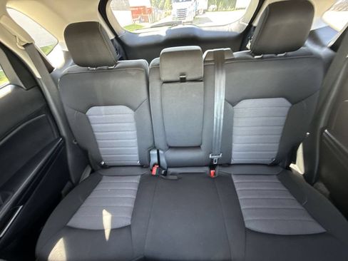 Used 2022 Ford Edge SE AWD/4WD image 23