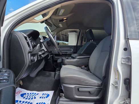 Used 2019 RAM 2500 Big Horn image 10