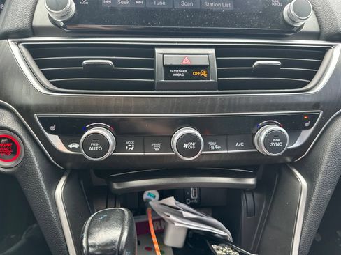 Used 2020 Honda Accord EX-L image 16