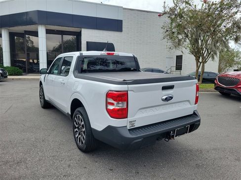 Used 2024 Ford Maverick Lariat image 9