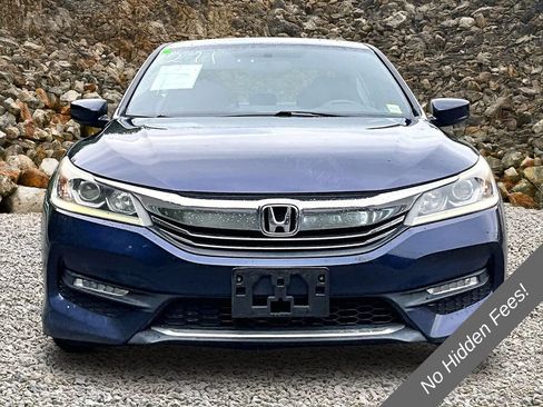 Used 2017 Honda Accord Sport image 3