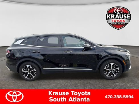 Used 2025 Kia Sportage EX FWD image 4