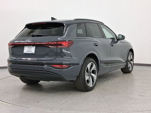 Used 2025 Audi Q6 e-tron Premium Plus w/ Premium Plus image 9
