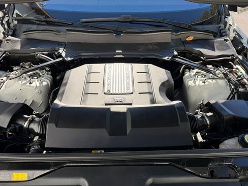 Used 2019 Land Rover Discovery SE image 20