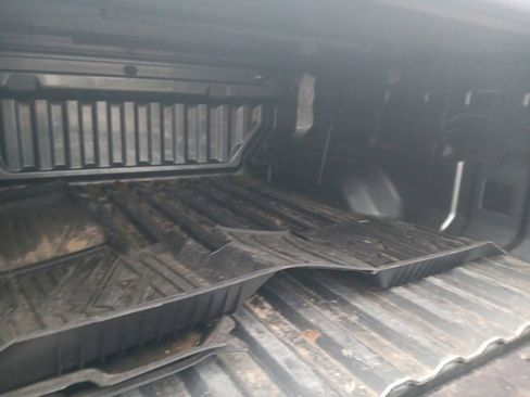 Used 2023 Chevrolet Colorado LT image 14