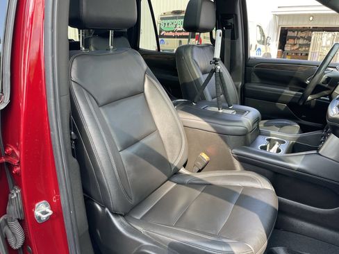 Used 2021 Chevrolet Tahoe LT AWD/4WD image 41