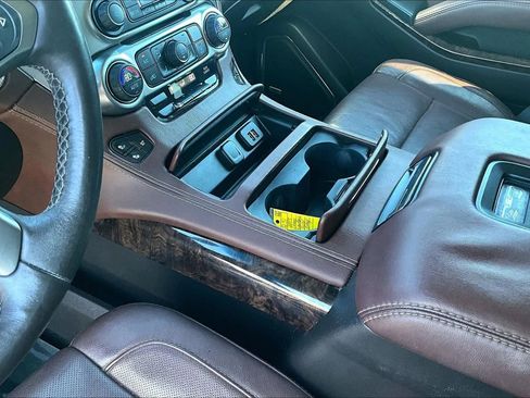 Used 2015 Chevrolet Suburban LTZ AWD/4WD image 24