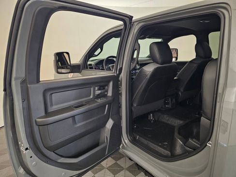 New 2026 RAM 4500 Tradesman w/ Chrome Appearance Group image 35