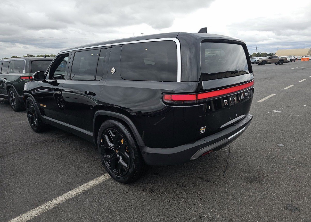 Used 2024 Rivian R1S Adventure Quad AWD/4WD image 6