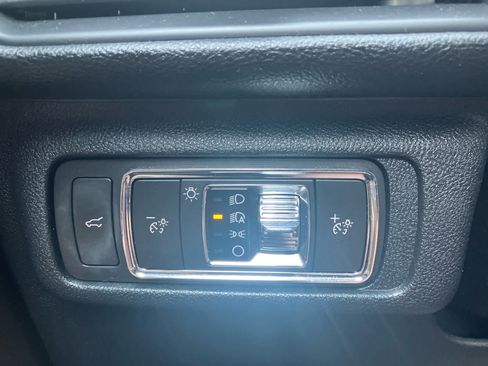 Used 2022 Lincoln Corsair Reserve w/ Equipment Group 201A AWD/4WD image 13