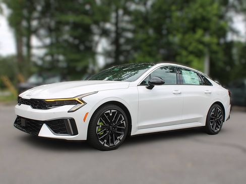 New 2026 Kia K5 GT FWD image 3