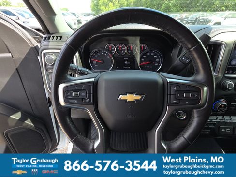 Used 2020 Chevrolet Silverado 1500 LT w/ All-Star Edition AWD/4WD image 18