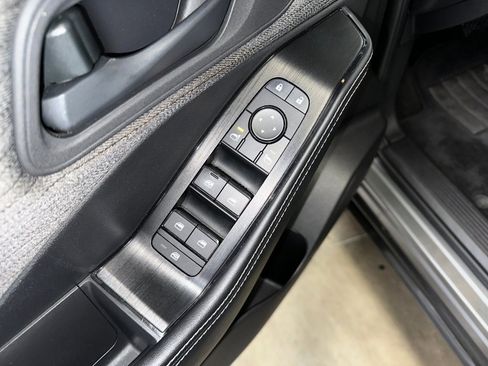 Used 2021 Nissan Rogue S AWD/4WD image 5