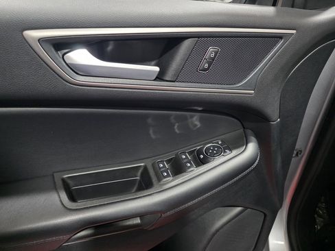 Used 2024 Ford Edge SEL w/ Convenience Package image 12