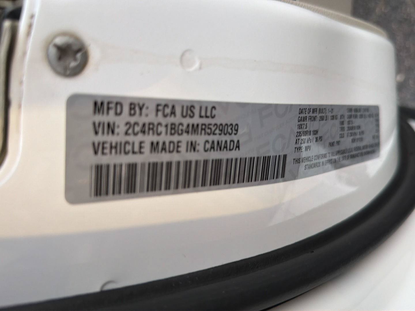 Used 2021 Chrysler Pacifica Touring-L FWD image 42